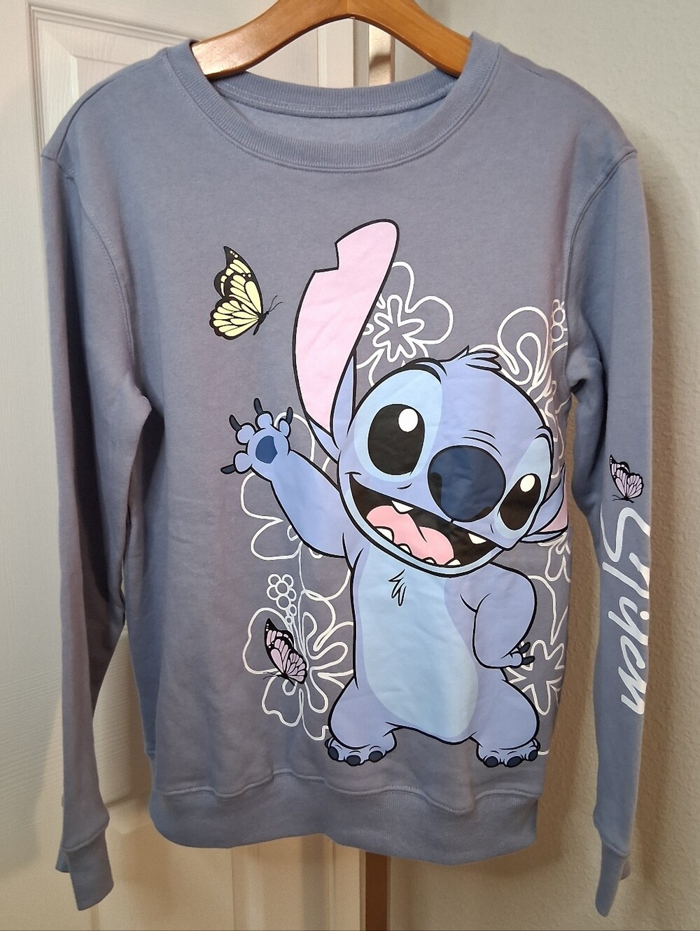 Disney Stitch Sweatshirt Medium